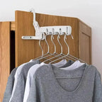 Kit com 4 Porta Cabides Móveis Modern Lar™ / Um Item Indispensável na Mala de Qualquer Viajante!!
